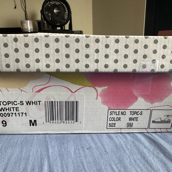 White Wedge Shoes - Picture 3 of 3